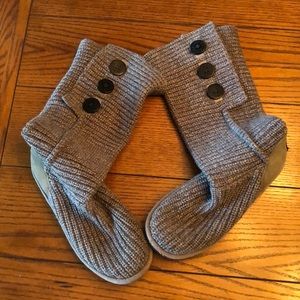 Ugg sweater boot size 8